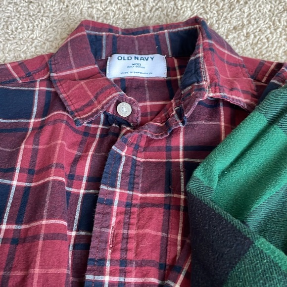 🎉🎉 Bundle - Boys long sleeve plaid 🎉🎉 - Picture 2 of 3